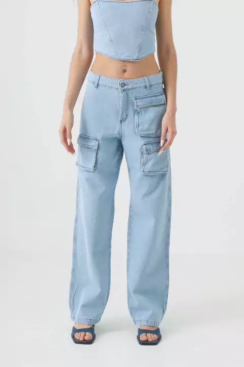 PANTALÓN CARGO DENIM LIGHT BLUE