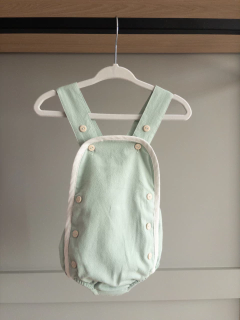 Jardineira Peter - comprar online