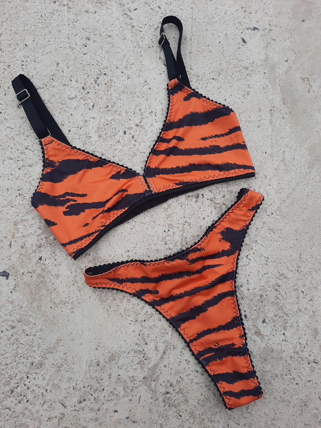 Bikini lycra Tiger