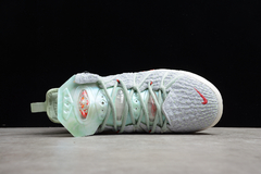 Lebron 18 'Empire Jade' - Outlet Imports Shoes