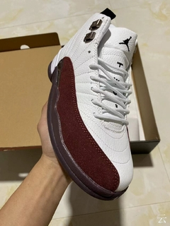 Air Jordan 12 x A Ma Maniére na internet