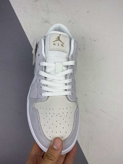 AIR JORDAN 1 LOW ' PARIS ' na internet