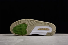 Imagem do Air Jordan Legacy Low "Olive Gold"