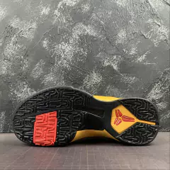 Kobe 5 "Bruce Lee"
