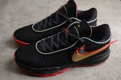 lebron 20 "Black University Red" - comprar online