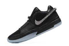 Nike Ja 1 “Swarovski Midnight” na internet