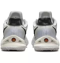 Image of Kyrie 4 Low "Sapphire"