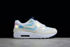 Air Max 1 WMNS “La Ville Lumière” na internet