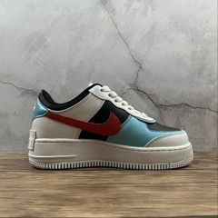 AIR FORCE 1 SHADOW "BLEACHED AQUA CHILE RED" na internet