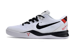 Kobe 8 na internet