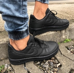 NIKE AIR FORCE 1 - comprar online