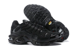 AIR MAX PLUS - online store
