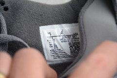 Imagem do Air Jordan 4 "Cool Grey"
