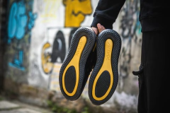 AIR MAX 720 on internet