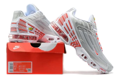 AIR MAX PLUS 3