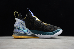Lebron 18 'Reflections' na internet