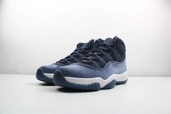 Air Jordan 11 Velvet "Midnight Navy" - comprar online