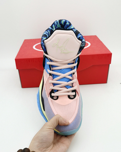 Kyrie 8 Infinity "Valentine's Day" - Outlet Imports Shoes