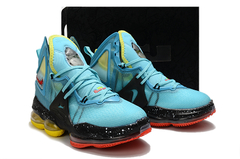 Imagem do NIKE LEBRON 19