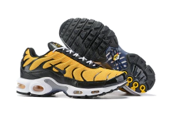 AIR MAX PLUS