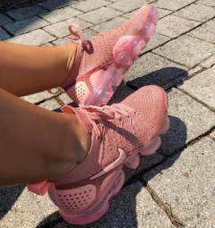 VAPORMAX 2.0 na internet