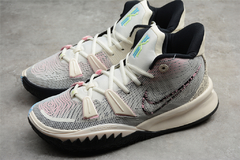 NIKE Kyrie 7 “ Pale Ivory " - comprar online