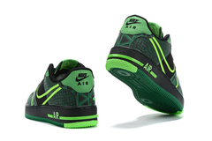Imagem do Air Force 1 'React Naija'