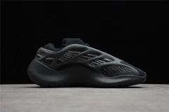 Yeezy 700 V3 “ - Outlet Imports Shoes