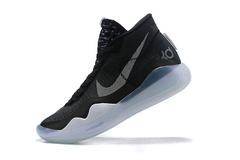 KD 12 "The day one" na internet