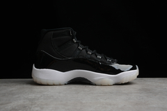 Air Jordan 11 'Silver Eyelets' na internet