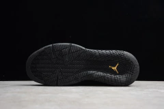 Imagem do Air Jordan Mars 270 'Black Gold'