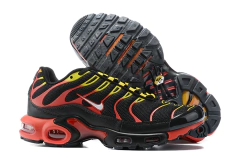 AIR MAX PLUS na internet