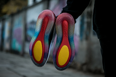 AIR MAX 720 na internet