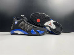 Supreme x Air Jordan 14 ' Black Royal' na internet