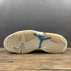 Air Jordan 6 "Smoke Grey" na internet