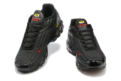 AIR MAX PLUS 3 'BRED' - Outlet Imports Shoes
