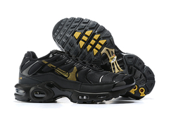 AIR MAX PLUS