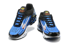 Image of AIR MAX PLUS 3