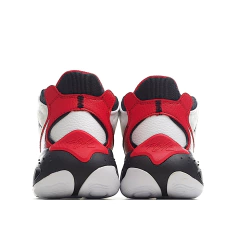 Jordan Max Aura 4 "White black university red" - Outlet Imports Shoes