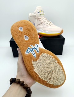 Imagem do Kyrie 8 Infinity "N7"