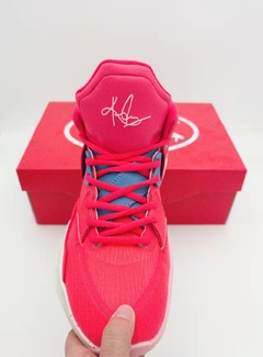 KYRIE 8 INFINITY "SIREN RED" - Outlet Imports Shoes