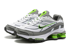 SUPREME X NIKE SHOX RIDE 2 Grey/Green' - comprar online