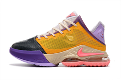 Lebron 19 Low "Mismach" na internet
