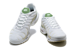 Air Max Plus “White Green“ on internet