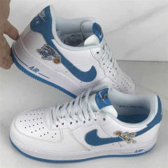 NIKE SPACE JAM X AIR FORCE 1 '07 LOW HARE na internet