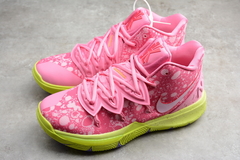 Imagem do NIKE KYRIE 5 SPONGEBOB
