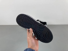 Imagem do dunk low "White Black"