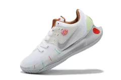SPONGEBOB X NIKE KYRIE 2 LOW "SANDY CHEEKS" na internet