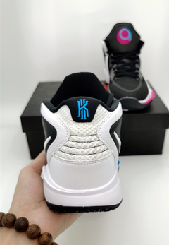 KYRIE 8 INFINITY 'SOUTH BEACH' - loja online