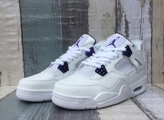 AIR JORDAN 4 RETRO 'METALLIC PURPLE' na internet